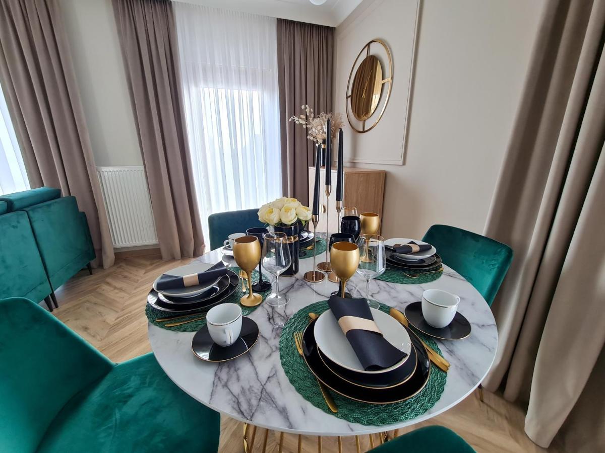 Hallera 4 Apartament *